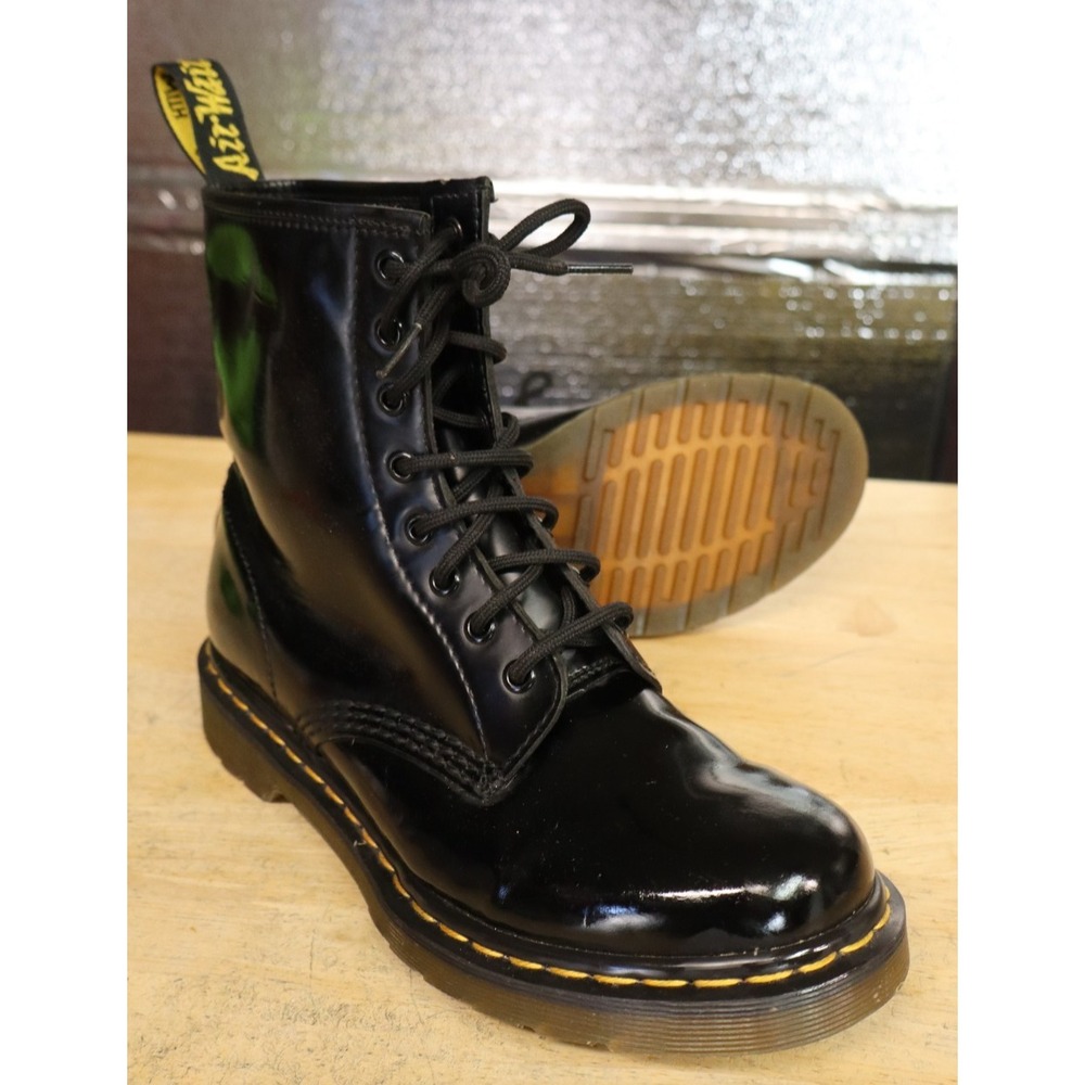 Dr. Martens Boots Womens Size 9 1480 Black Patent Leather Lace Up 8-Eye - Picture 7 of 11